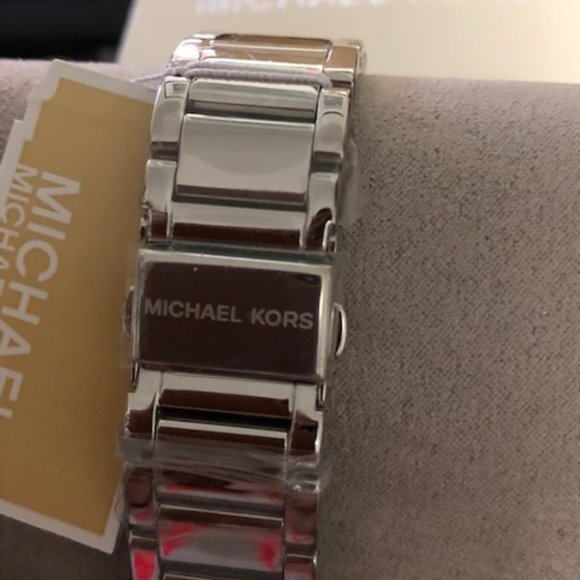 New Michael Kors Parker Three Hand Stainless Steel - Picture 4 of 4